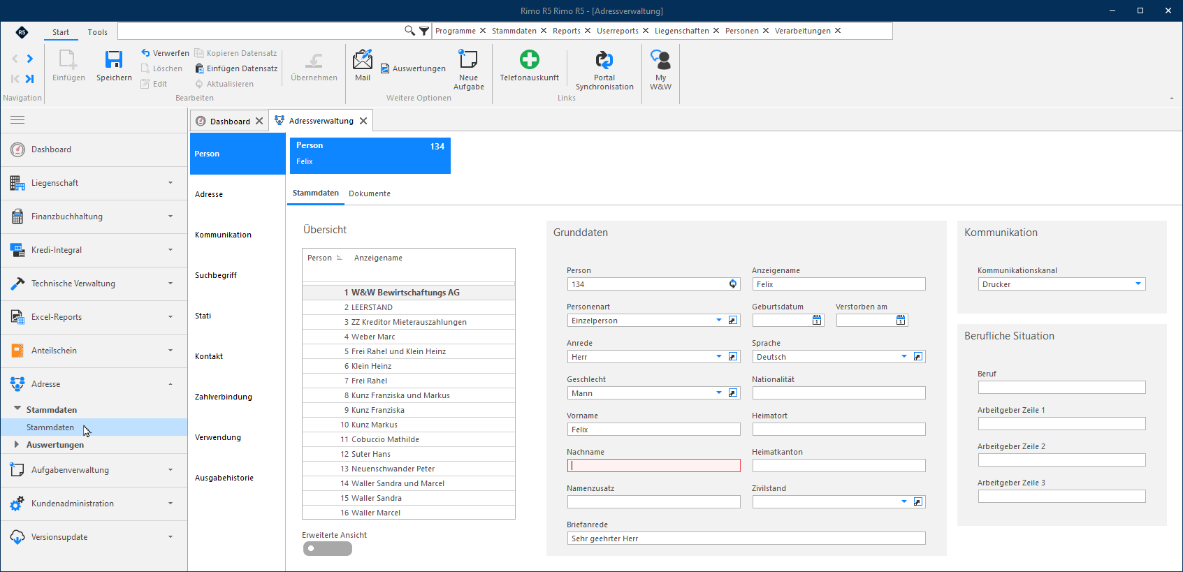 Screenshot: Register Person zum Erfassen einer neuen Person mit Pflichtfeldern