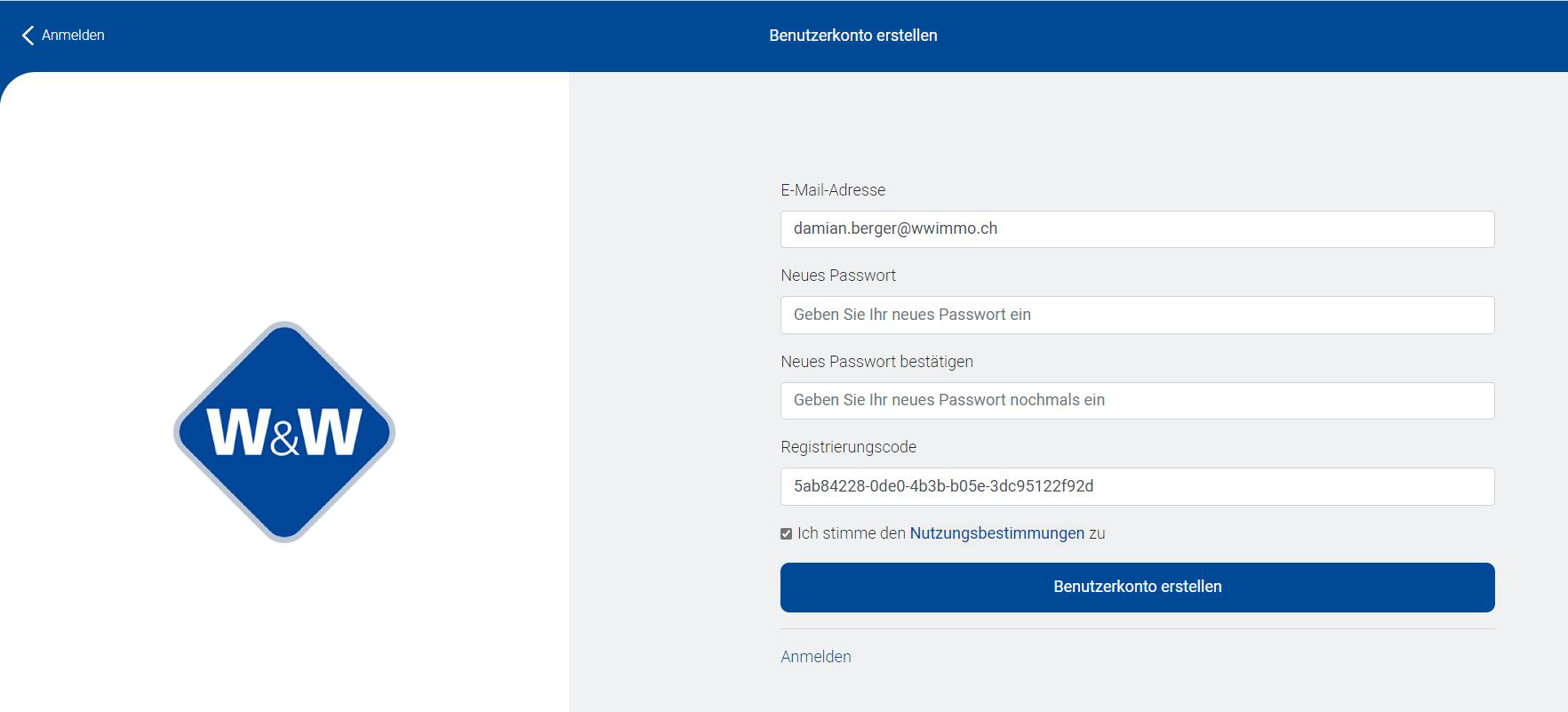 Screenshot: Benutzerkonto erstellen – Registrierungsmaske mit E-Mail-Adresse, Passwort und Registrierungscode