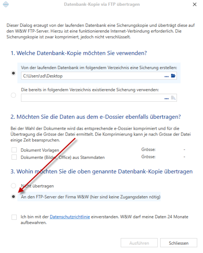 Übertragungsdialog mit drei Abschnitten: Auswahl der Datenbank-Kopie, e-Dossier-Umfang, Übertragungsziel; roter Pfeil auf die Option, an den Server der Firma W&W zu übertragen