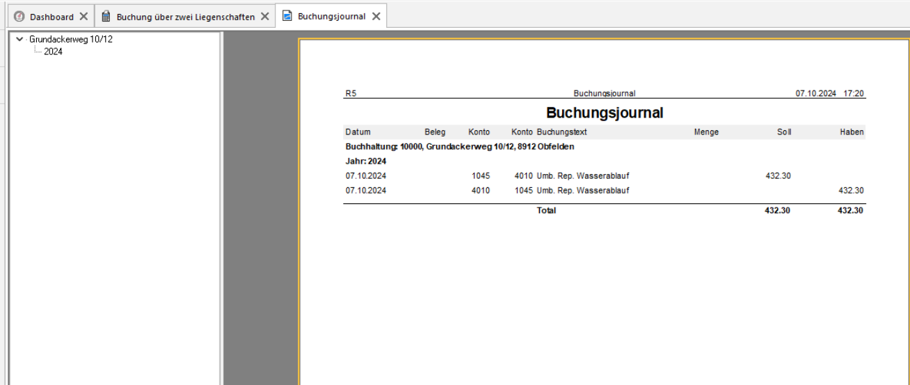 Das ausgegebene «Buchungsjournal»: zwei Buchungen über 1045 und 4010 mit dem Text «Umb. Rep. Wasserablauf», je 432.30, Total auf beiden Seiten gleich.